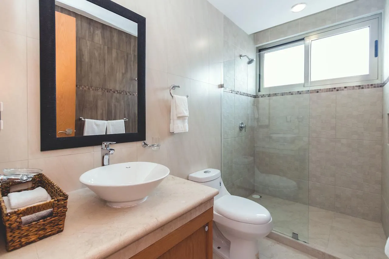 Apartment Downtown Condo - Menesse 25/26 Playa del Carmen